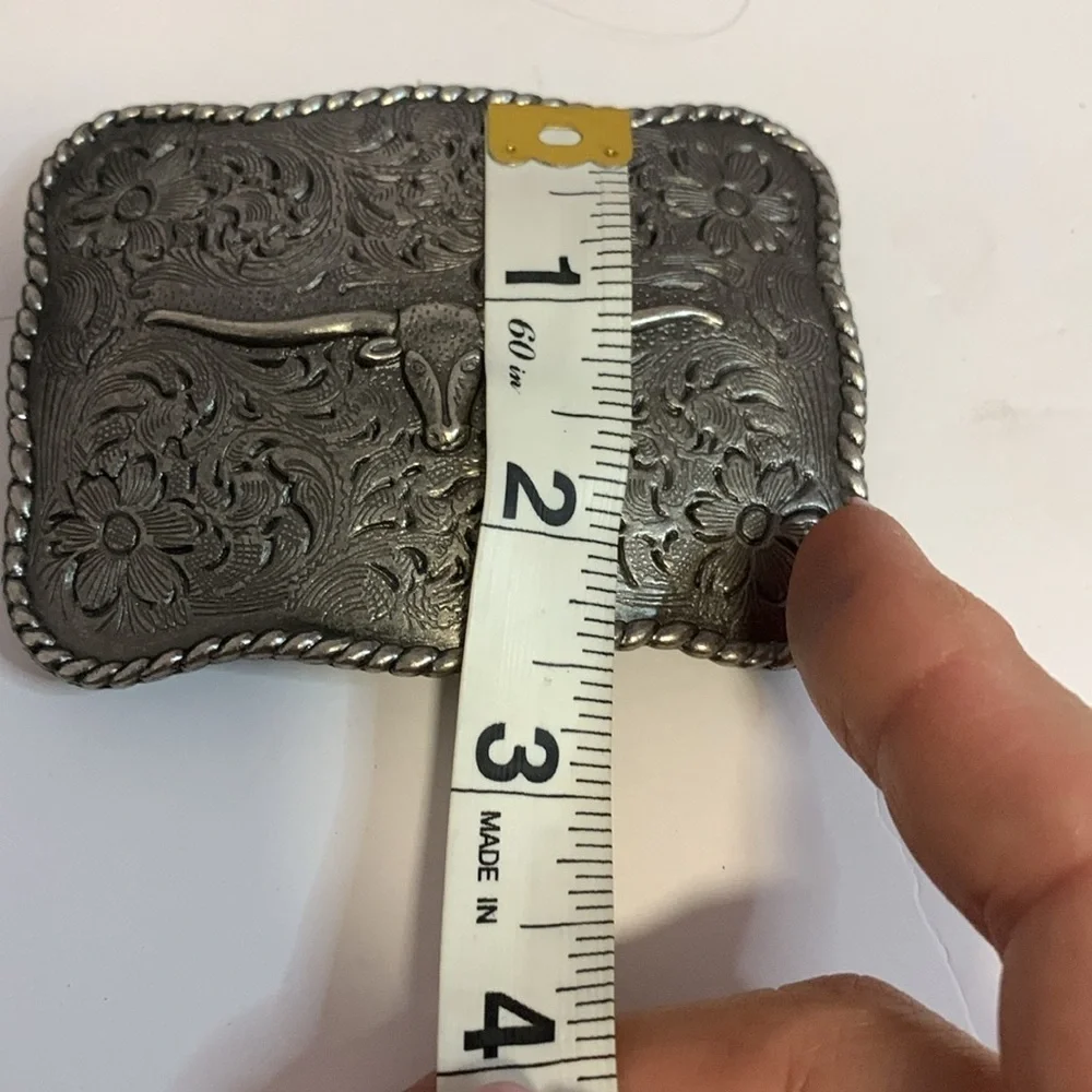 Nocona Silverstone Long Horn Steer’s Skull Belt Buckle..wth Roping around buckle